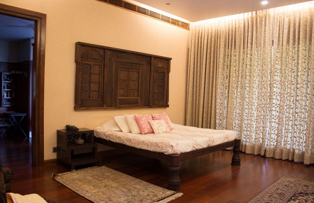 6 Simple Ways to Make Any Room Feel More Spacious & Look Better 4 4